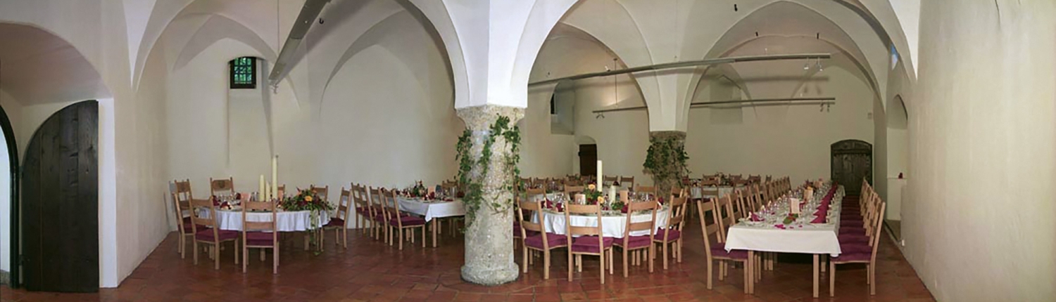 Galaabende und Firmenfeiern, Burg Hasegg, salzraum Eventlocations Hall in Tirol